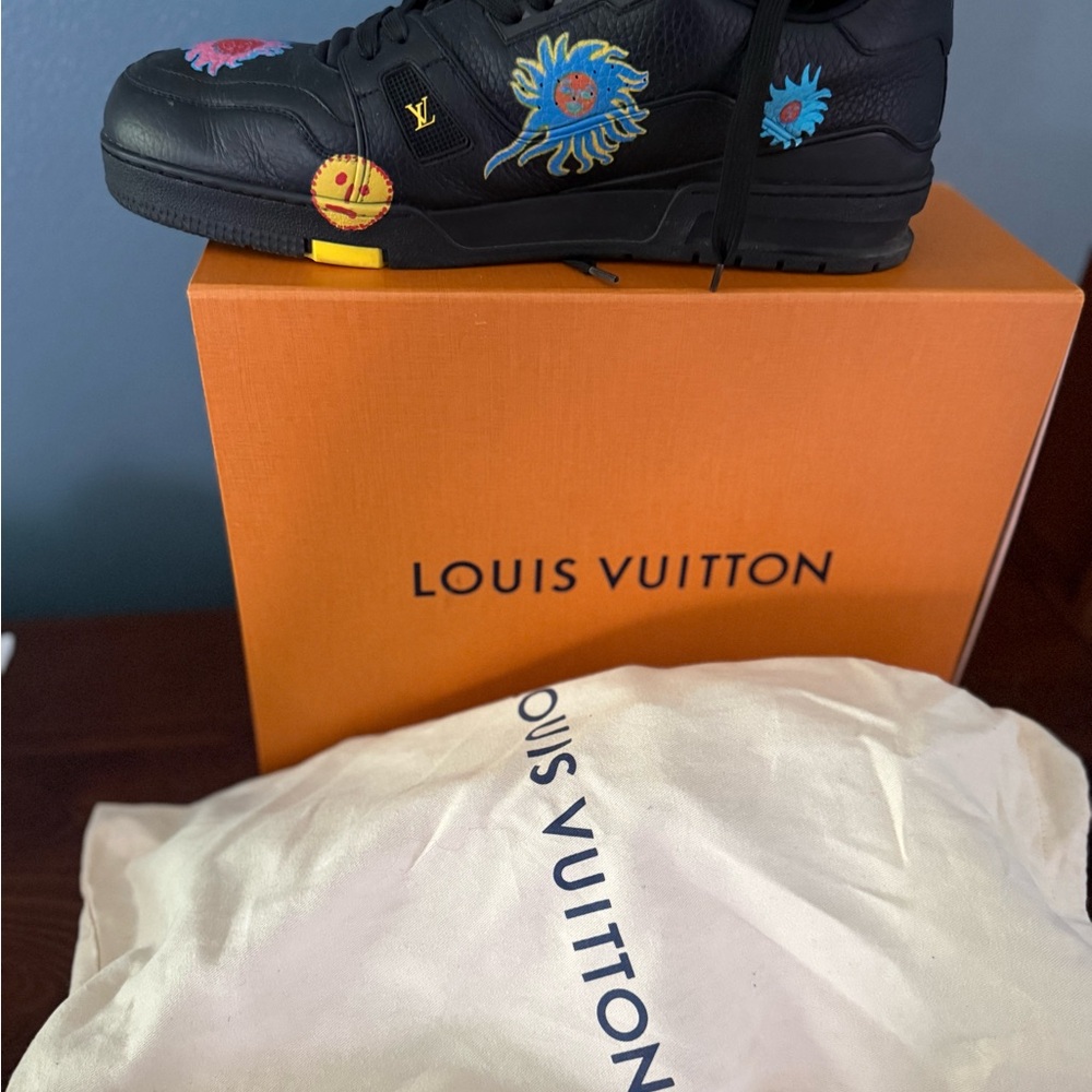 Louis Vuitton Black Leather Sneaker with Red LV Logo and Multicolor Sun Motif - Picture 7 of 9